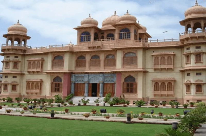Karachi-Discover The City Of Lights in Just 24 Hours