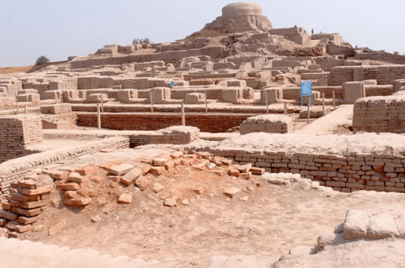Mohenjo Daro- Telling The Tales of Ruins