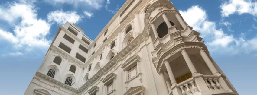 Luxus Grand Hotel Lahore