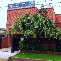 Pakeeza Hotel