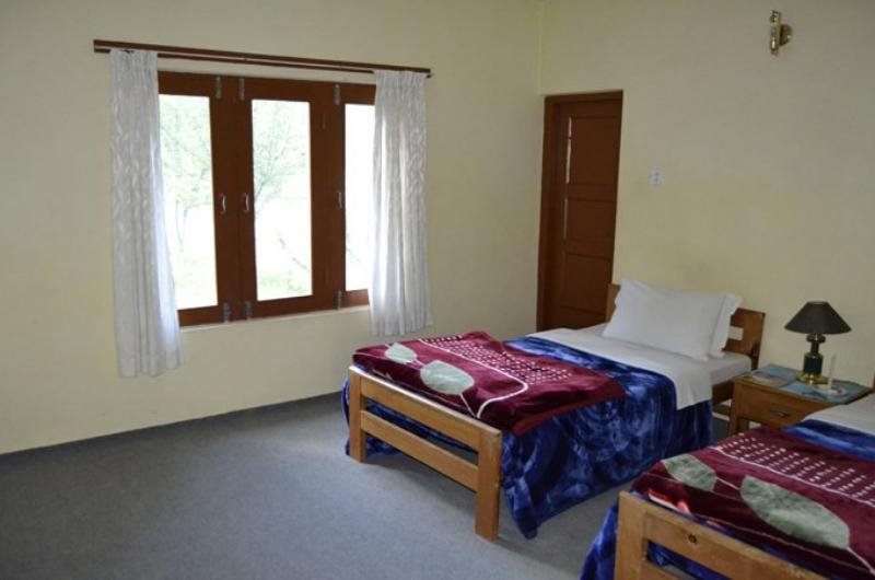 Gulmit Continental Hotel Hunza