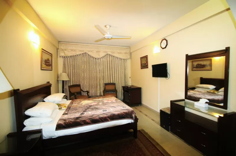 swat-continental-hotel Executive Master Bedroom