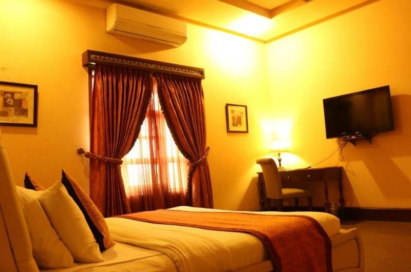 Garvaish Hotel Faisalabad