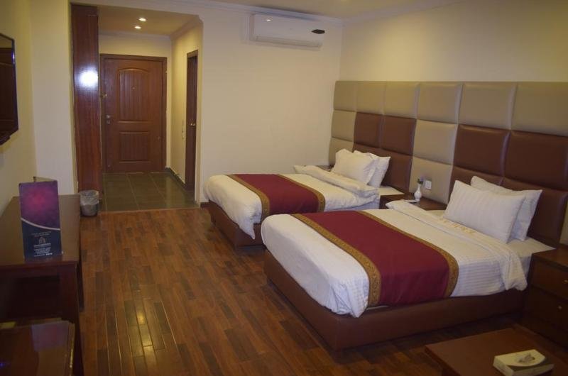 grand-millennium-hotel-lahore-Deluxe Double/Twin Room