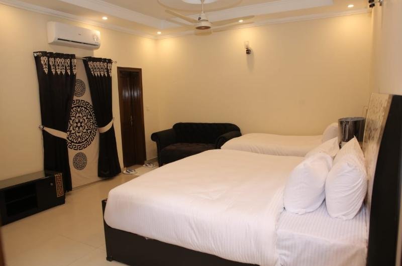 Premier Inn Grand Gulberg
