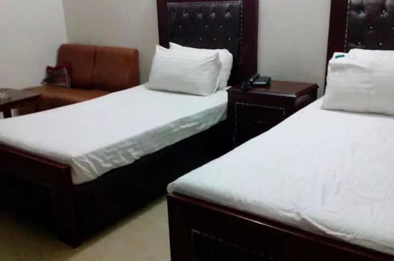 Hotel Tulip Inn M M Alam Road