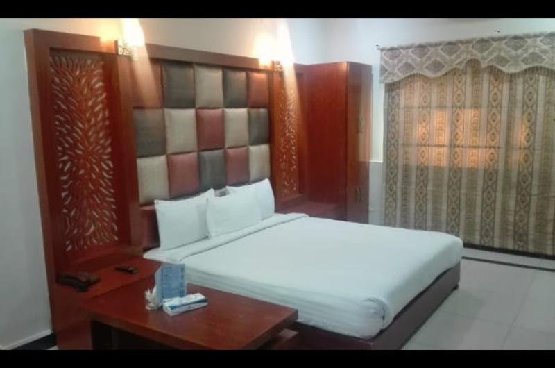 the-grand-hotel-multan-Executive Room