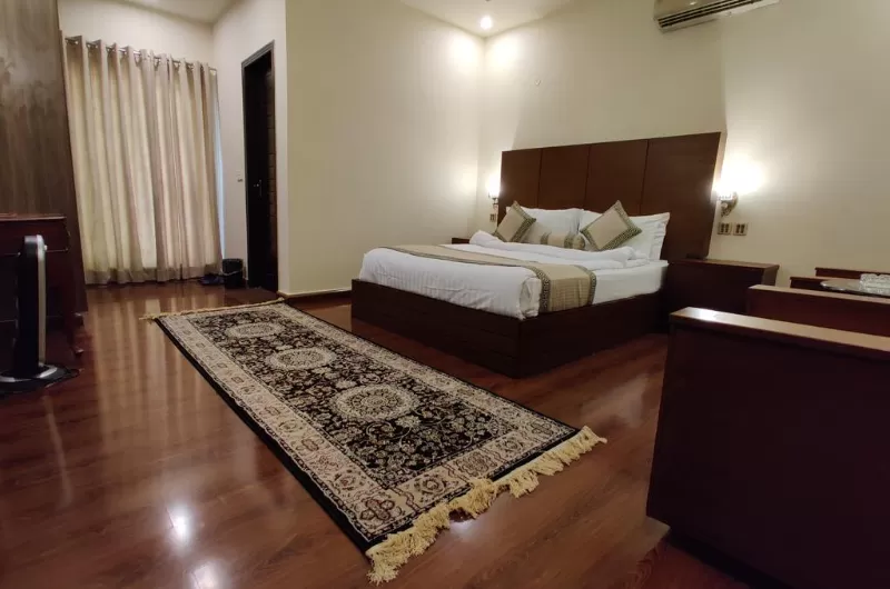 Shelton s Rezidor Hotel Lahore