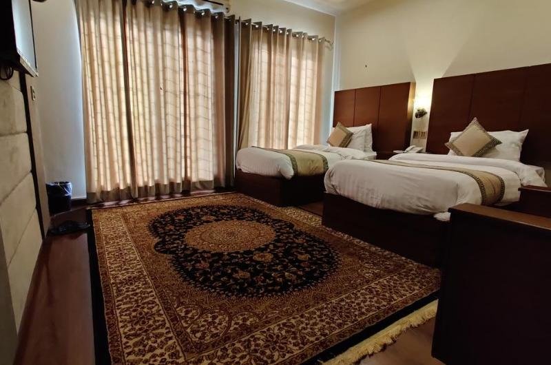 Shelton s Rezidor Hotel Lahore