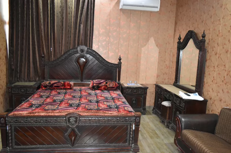 Hotel 12J Lahore