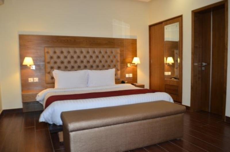 hotel-one-tariq-road-multan-Deluxe Double Room (Single)