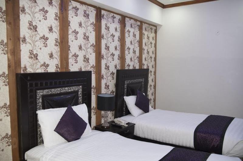 Premier Inn Davis Road Lahore