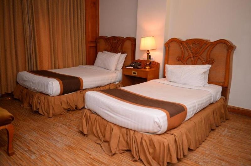 Hilton Suites Hotel Lahore
