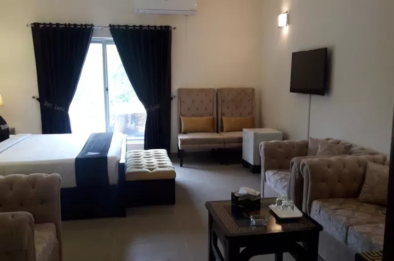 MaryLeena Hotel Gulberg