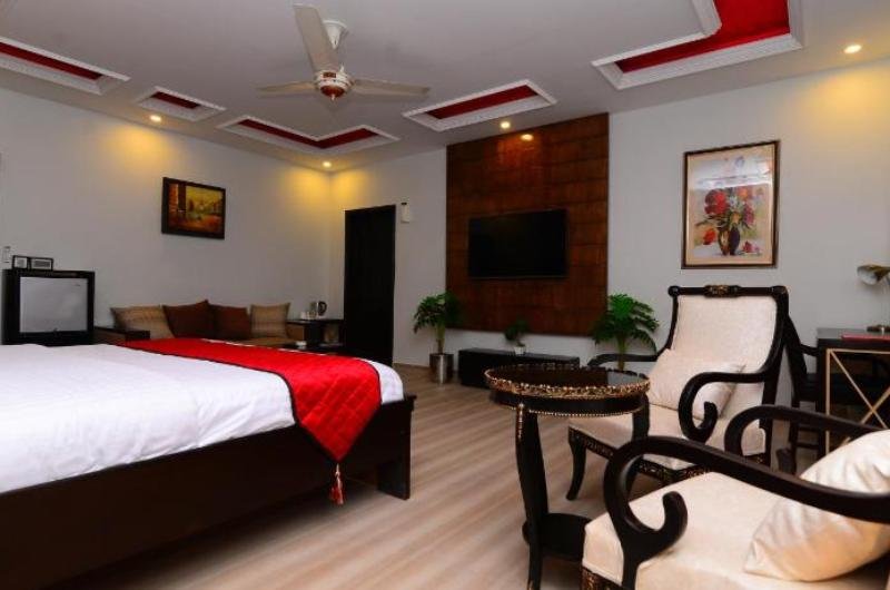 signature-inn-lahore-Executive Double Room