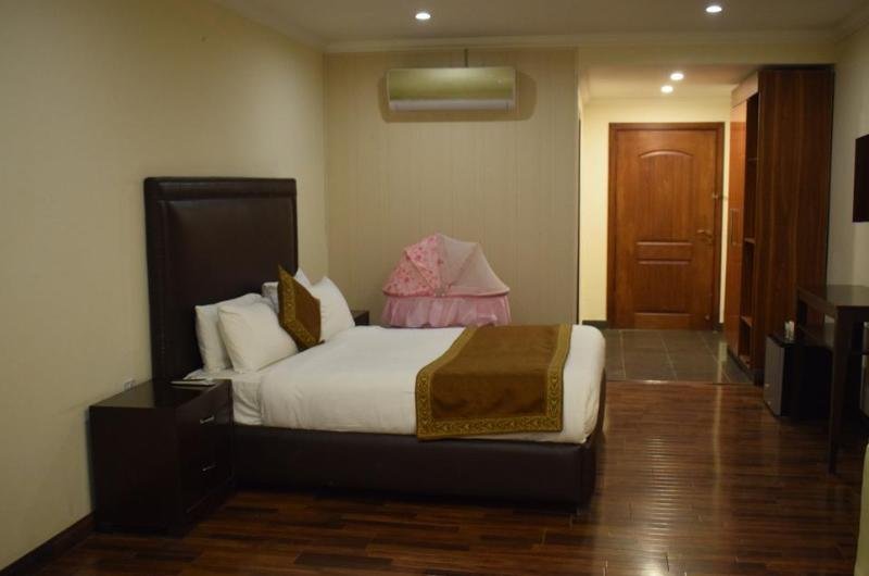 grand-millennium-hotel-lahore-Deluxe Single Room