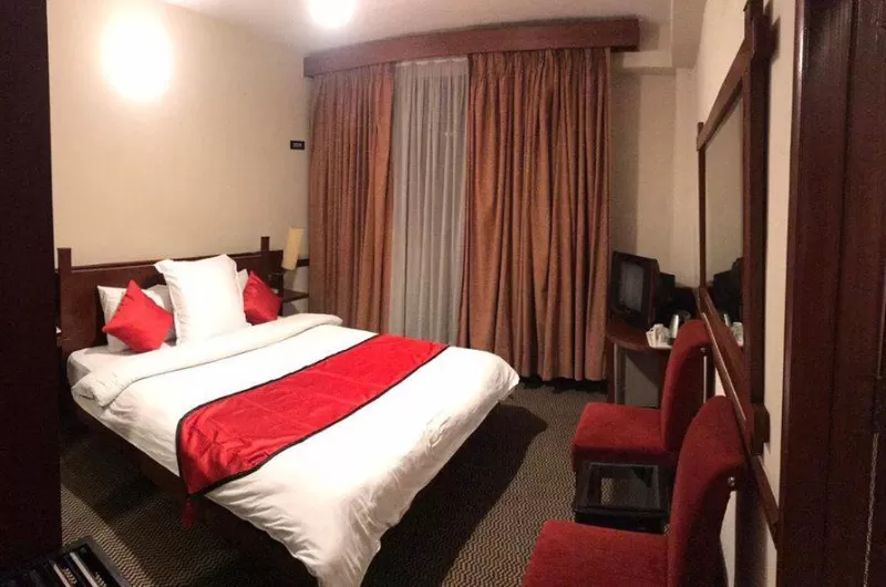 Shangrila Hotel changla gali