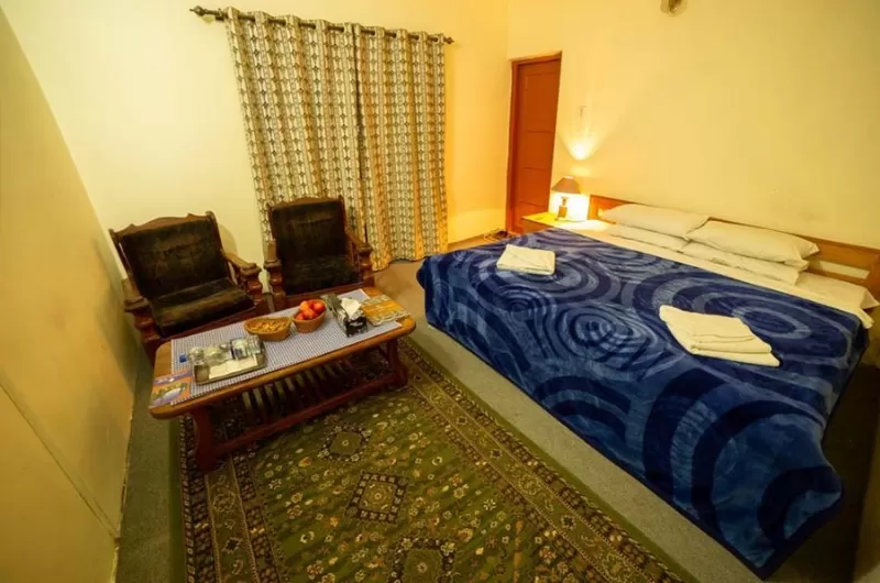 Gulmit Continental Hotel Hunza