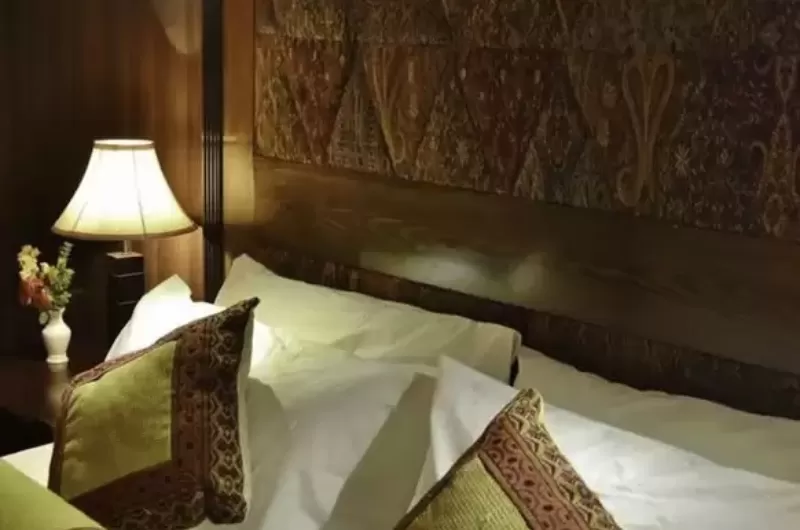 Amer Hotel Lahore