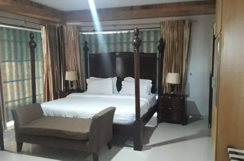 Mont Calm Hotel Murree