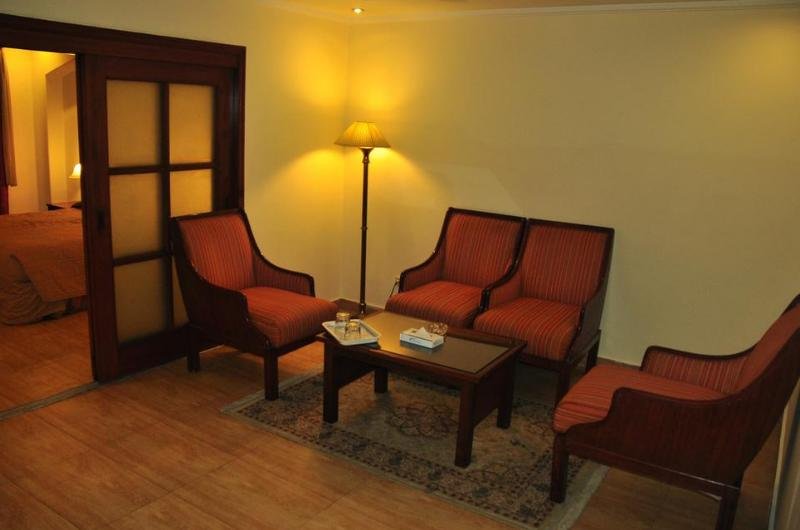 hotel-ambassador-lahore-Royal Suit, Double Occupancy 