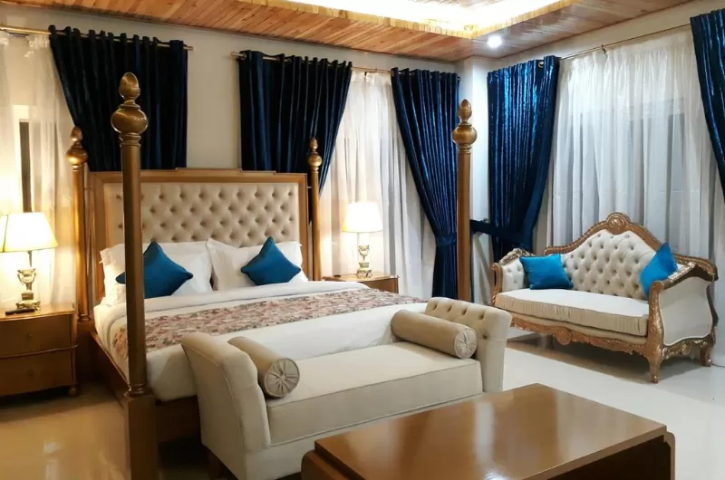 mont-calm-hotel-murree Deluxe King Suite