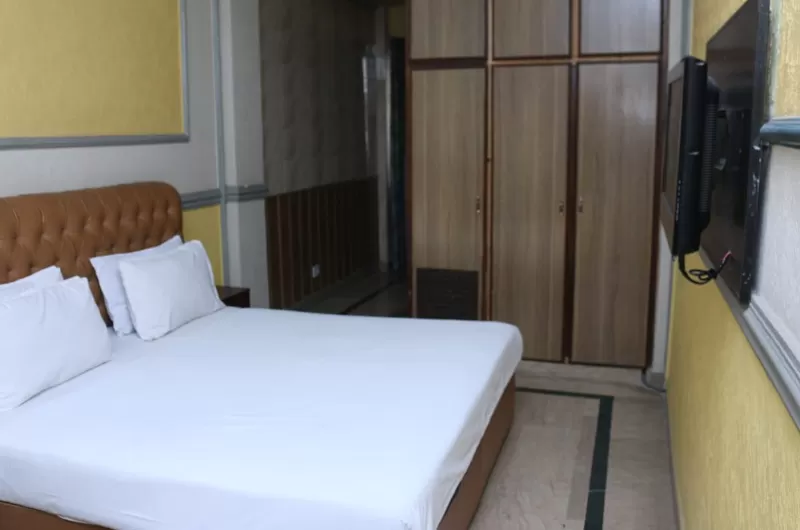 hotel-mayfair-lahore Standard Single Room