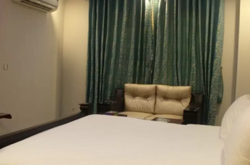 Pool and Park Hotel Lahore