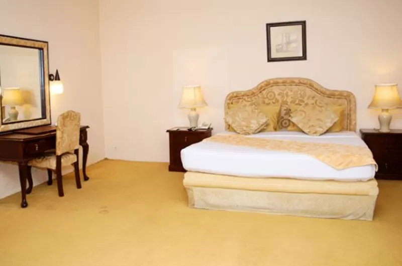 royalton-hotel-faisalabad Double Room