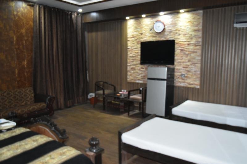 Hotel 12J Lahore