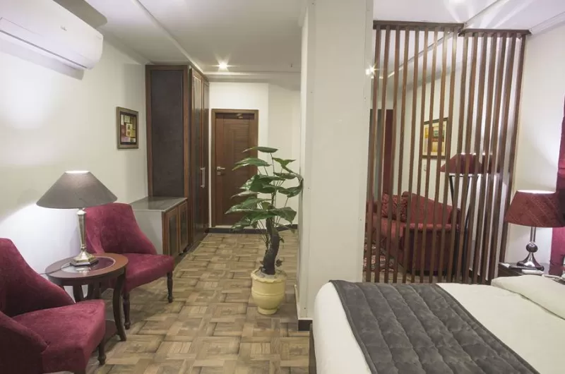 Oban Hotel Lahore