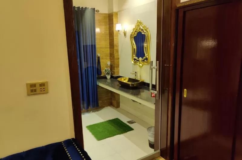 Royal Mansion Hotel Multan