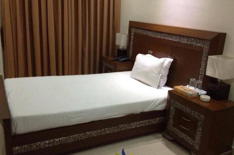 british-hotel-johar-town-Standard Single Room 