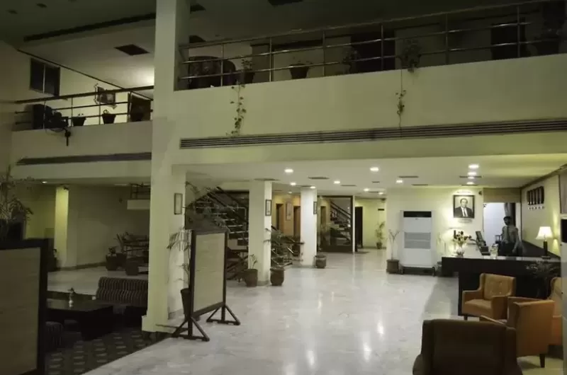 Amer Hotel Lahore