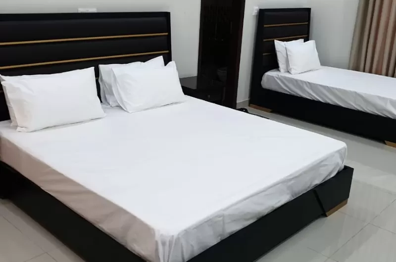 Asaish Inn Guest House Shahrah e Faisal