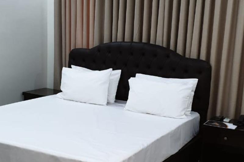 Asaish Inn Guest House Shahrah e Faisal