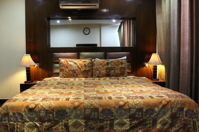 Bling Hotel International Multan