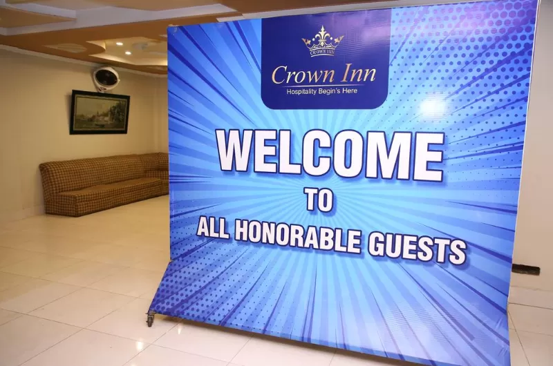 Crown Inn Hotel Multan