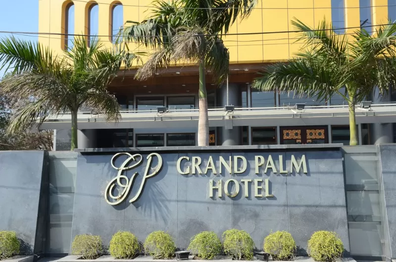 Grand Palm Hotel Lahore