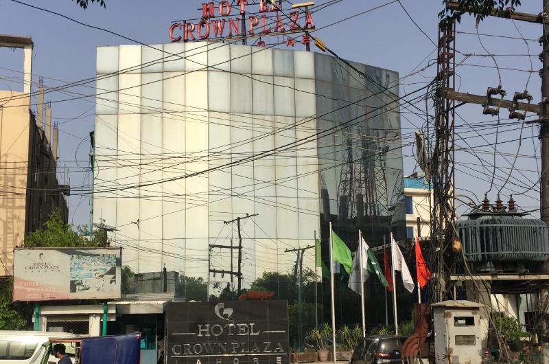 Hotel Crown Plaza Lahore