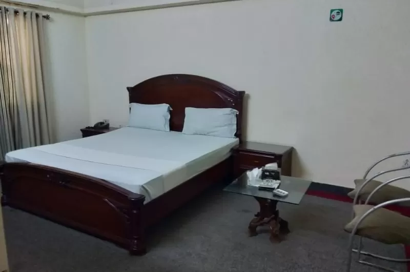 Luxury Palace Guest House Karachi