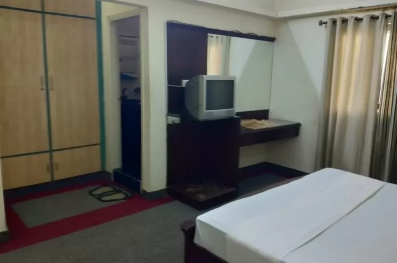 Luxury Palace Guest House Karachi