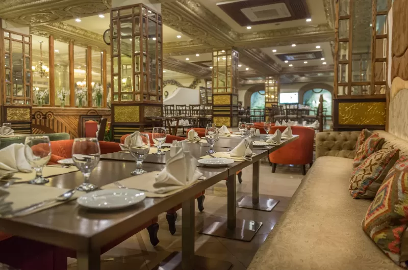 Luxus Grand Hotel Lahore