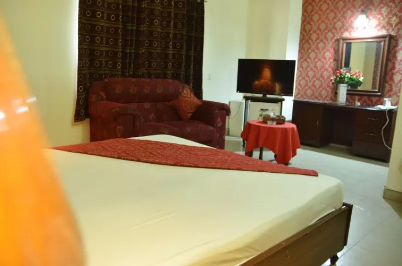 Mars Hotel