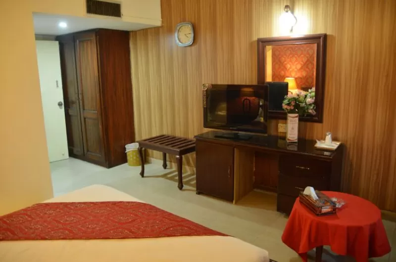 Mars Hotel