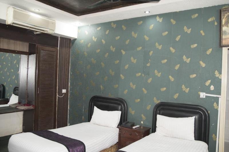 Premier Inn Davis Road Lahore