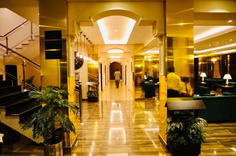 Royal Mansion Hotel Multan