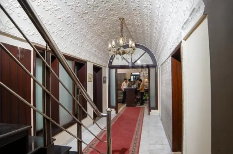 Shelton Accommodator Peshawar