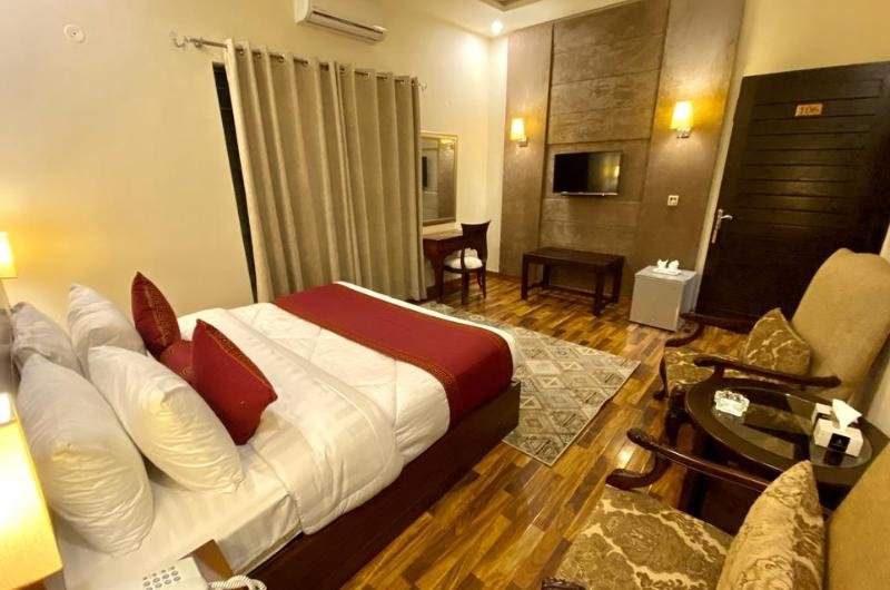 Shelton s Rezidor Hotel Lahore