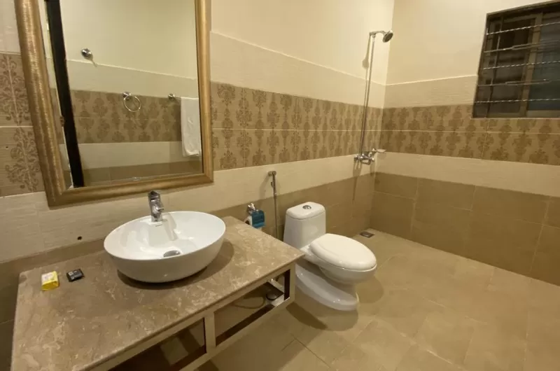 Shelton s Rezidor Hotel Lahore